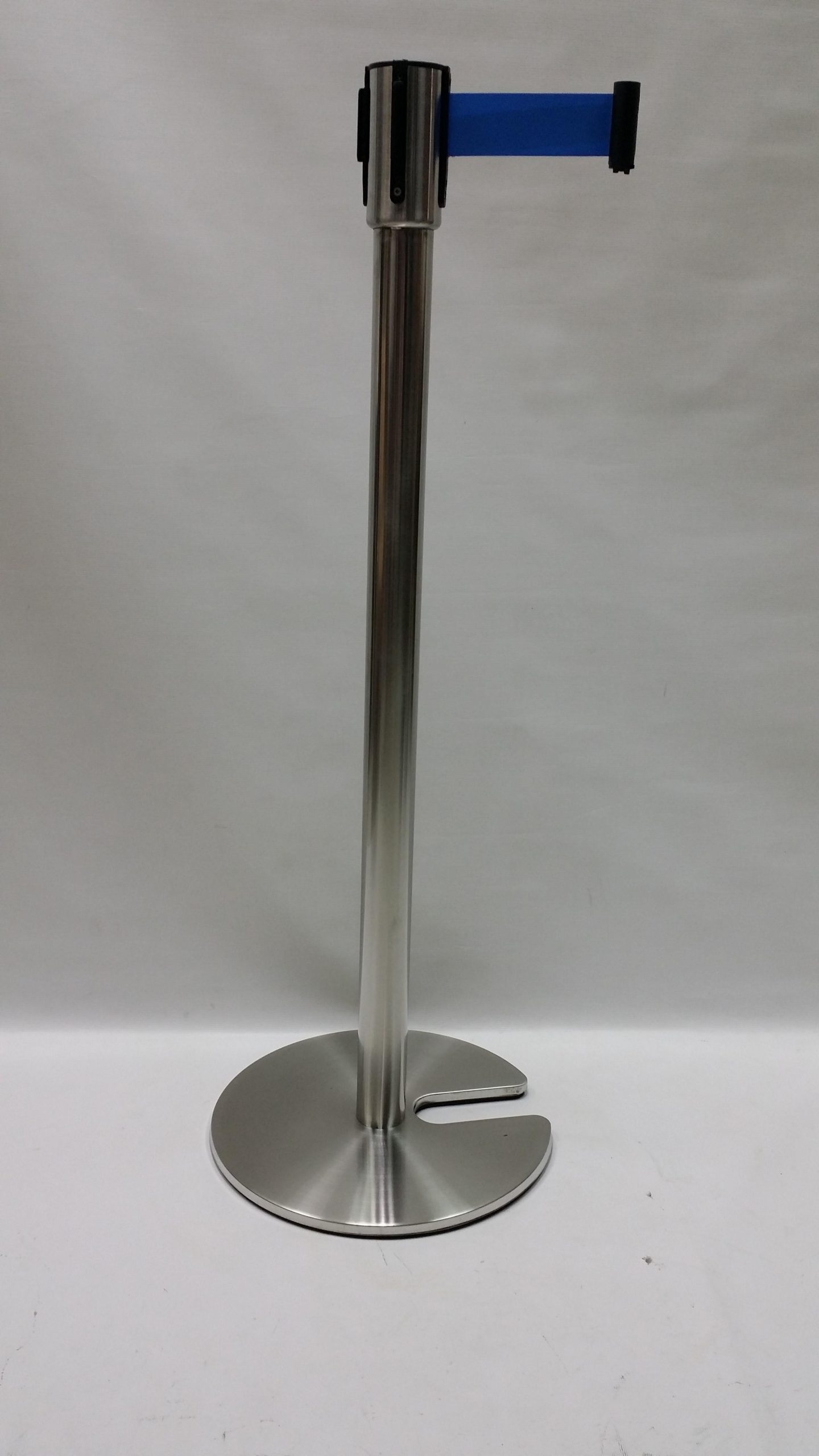 Retractable Queue Pole 3000CS0202 LTC Office Supplies Pte Ltd